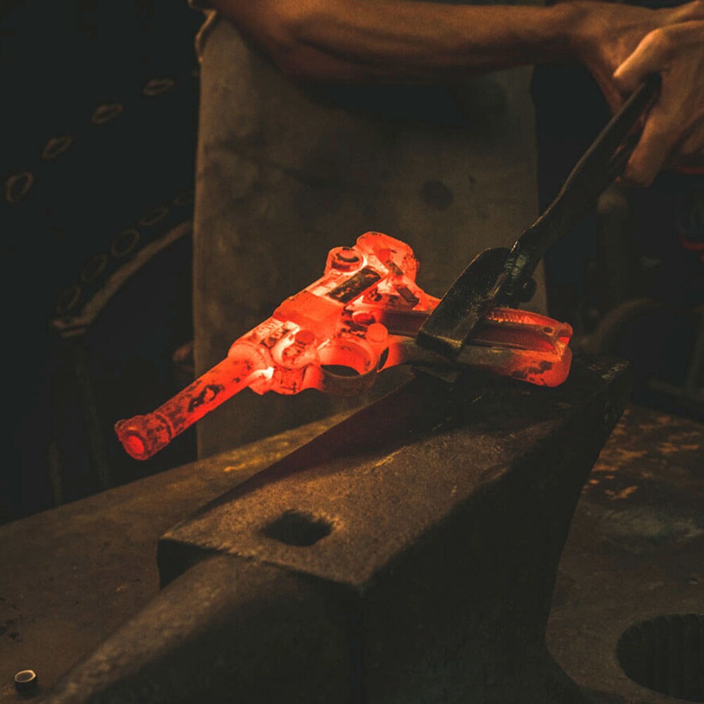 Couteau de botte P08 Damas, Böcker