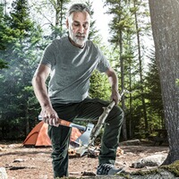 Hache en acier trempé, Halder