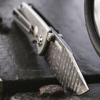 Couteau de poche M4 Sherman Damas, Böcker