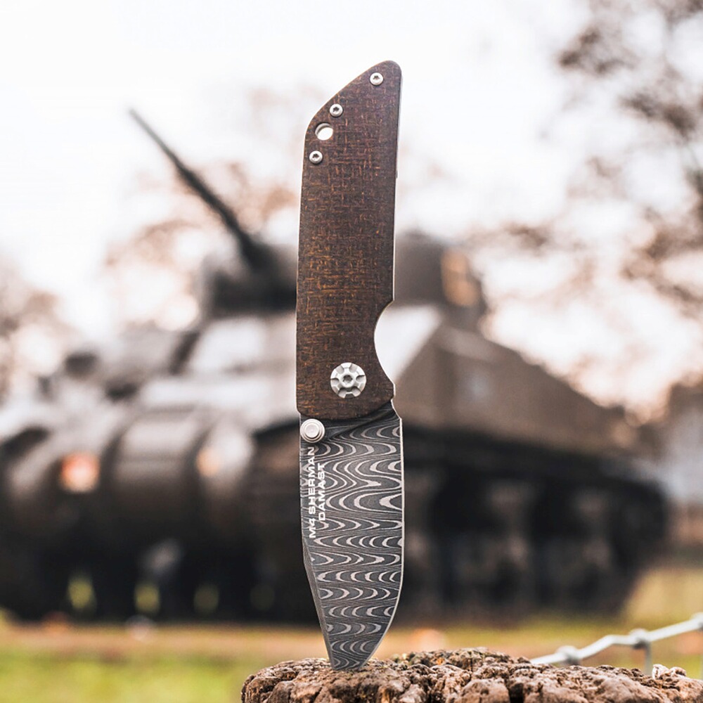 Couteau de poche M4 Sherman Damas, Böcker