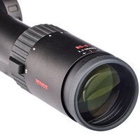 RS-4 2,5-10x50 avec rail