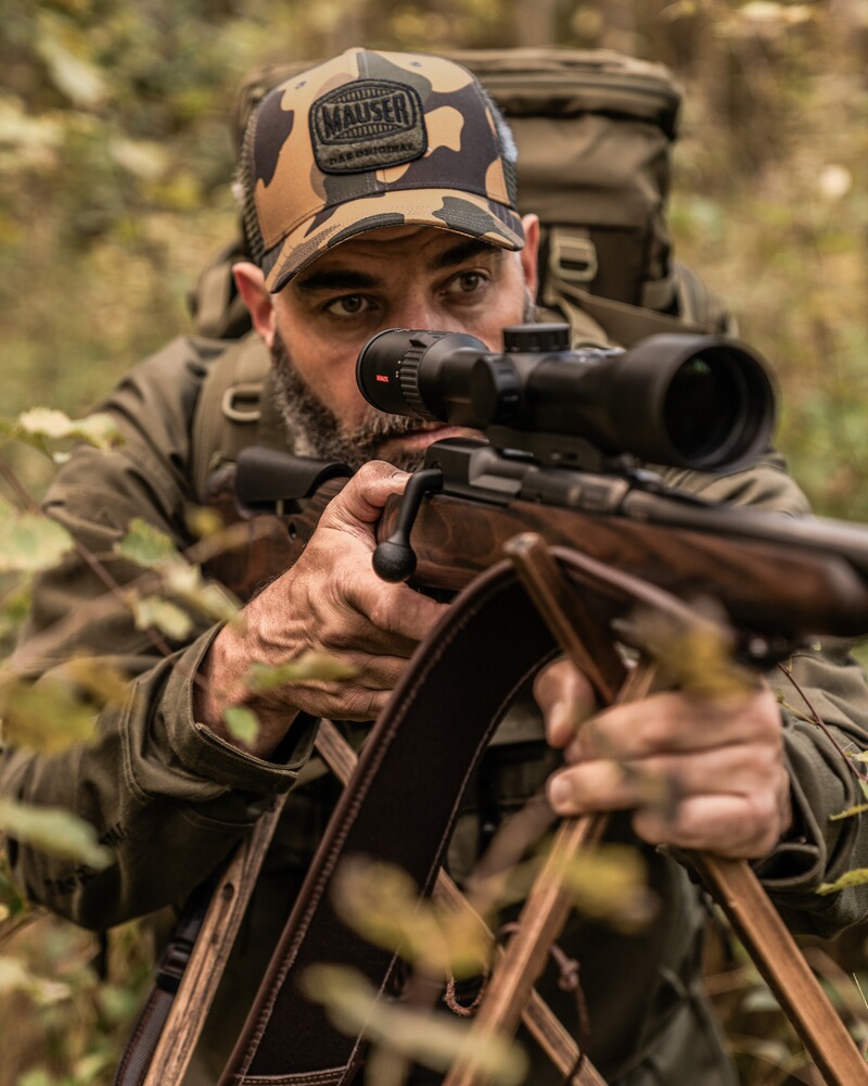 Casquette mesh, Mauser