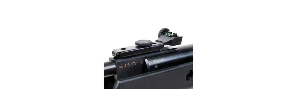 Lot de 93- Carabine a air comprimé DIANA, calibre 4,5. Compression